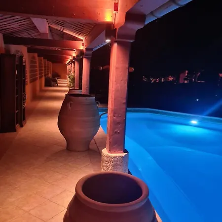 L'hacienda 3*